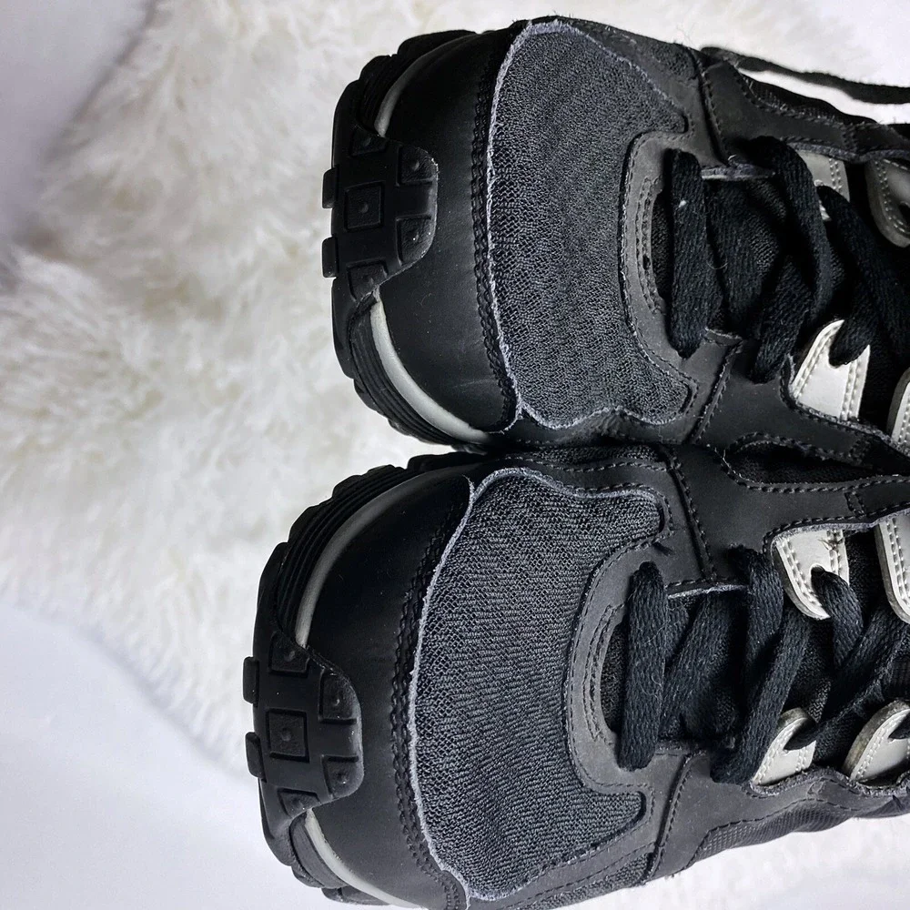 Nike Sneaker Women's 8.5 Black Running Active Shoe